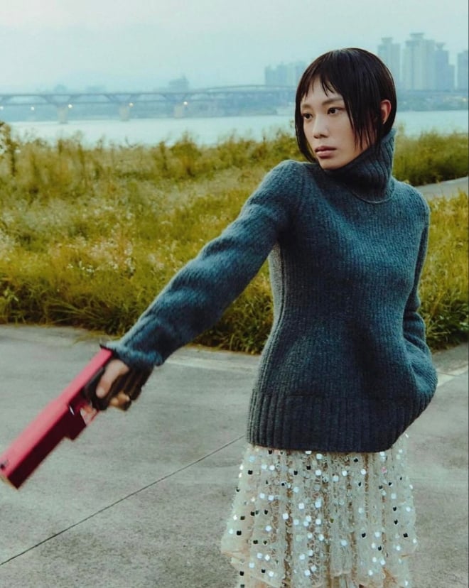 Kim Ye-ji pose pour le magazine Outlander