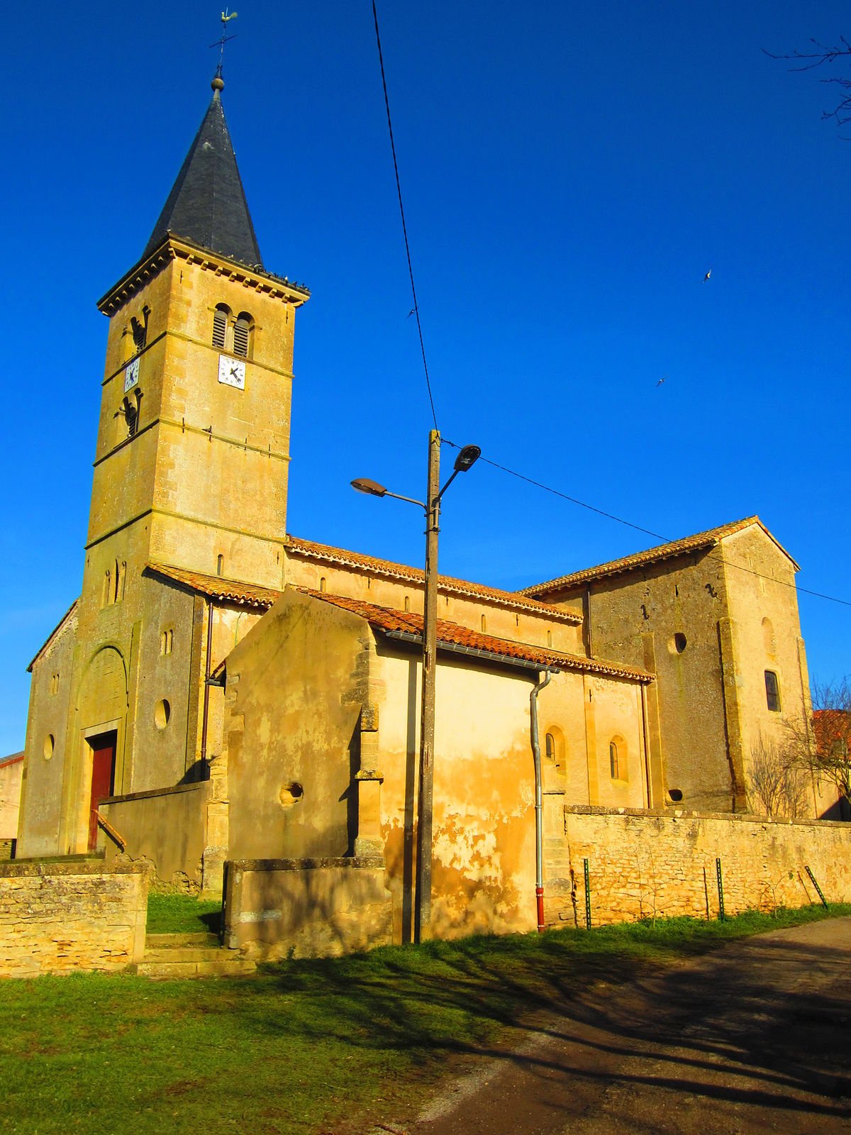 Église paroissiale Saint-Rémy, à Olley