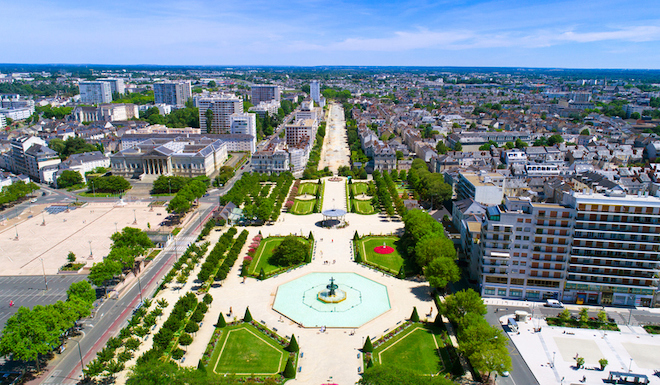 Vue aérienne de la ville d'Angers