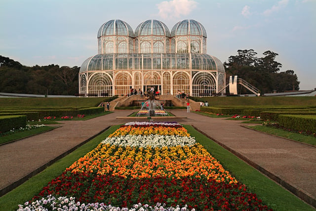 Les jardins botaniques de Curitiba, au Brésil 