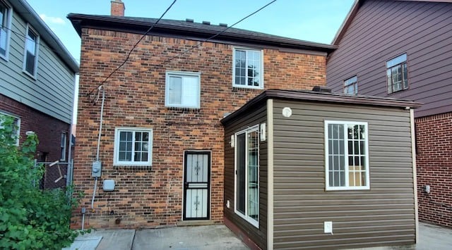 La première maison vue de l'extérieur