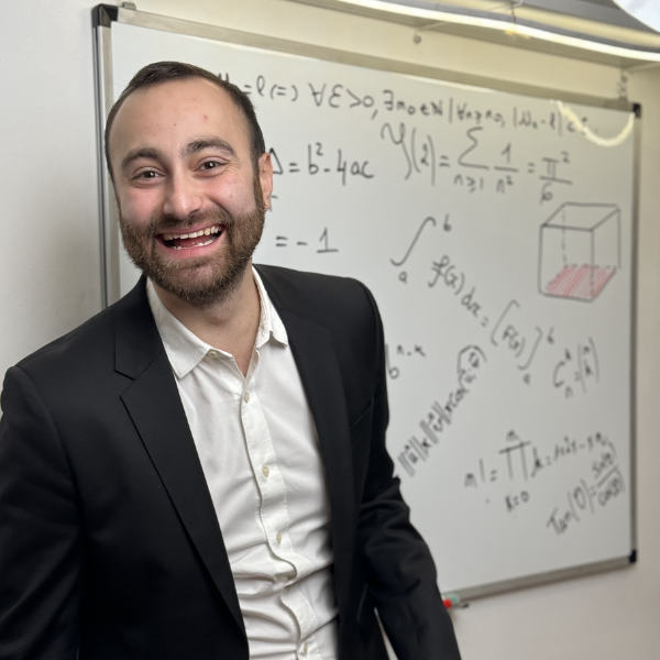 Lucas Markarian, prof de maths à Marseille