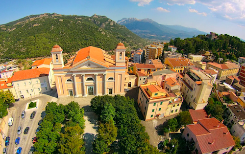 Le village d'Ollolai en Sardaigne