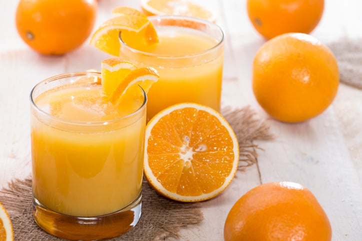 Un verre de jus d'orange