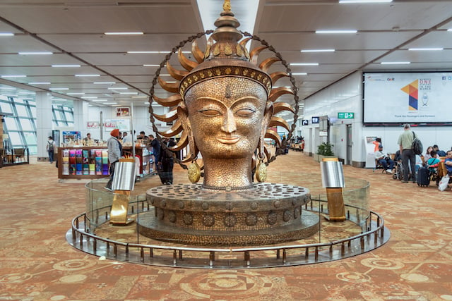 Intérieur du terminal 3 de l’aéroport international de New Delhi 