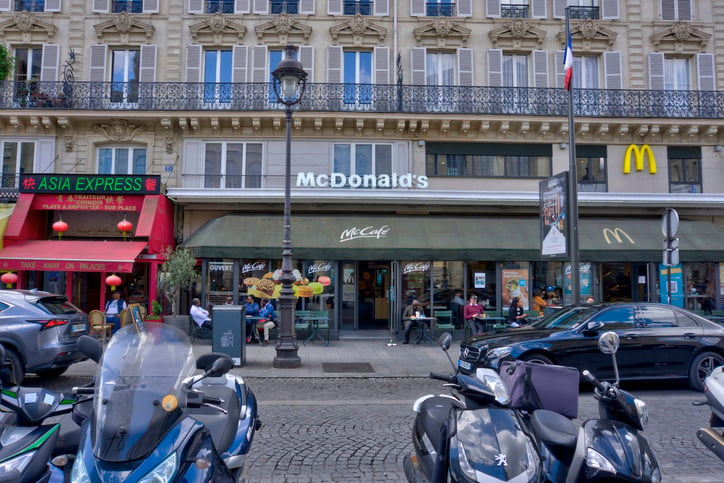 Un restaurant McDonald's à Paris