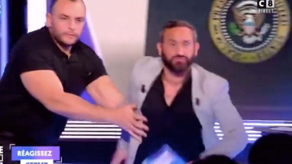 Cyril Hanouna et l'un des membres de la sécurité de l'émission TPMP