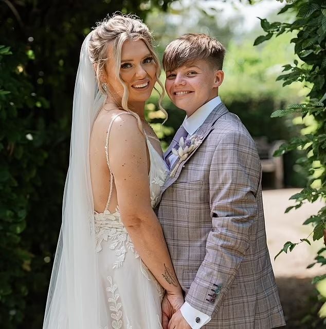 Lauren et Hannah à leur mariage