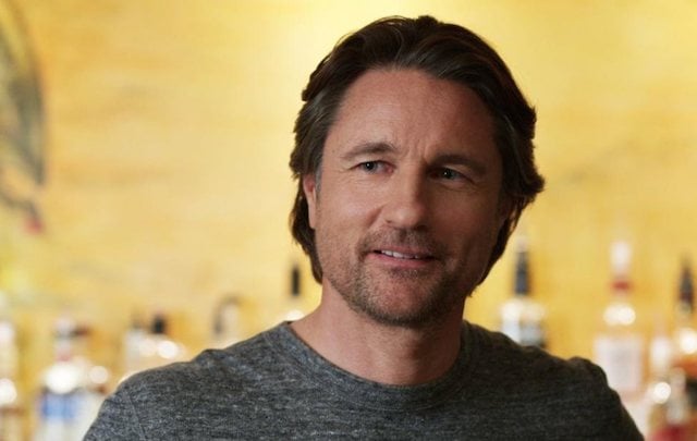 L'acteur Martin Henderson dans la série 