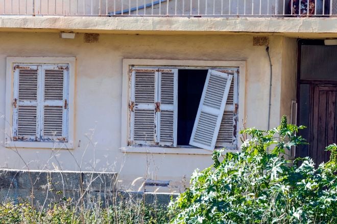 Une maison squattée en France