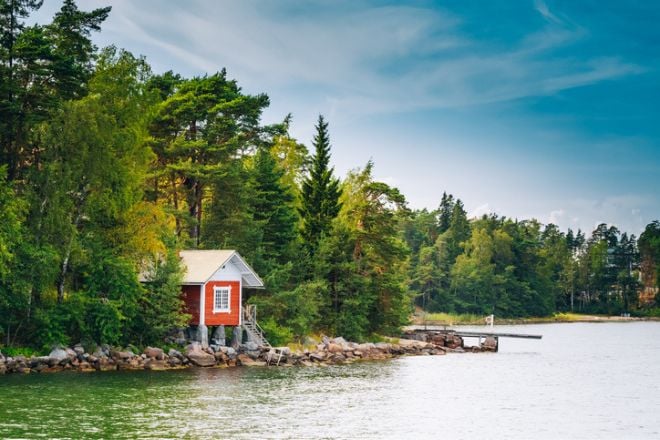 Un joli lac en Finlande