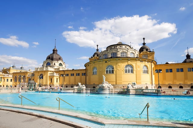 Les thermes de Budapest (Hongrie)