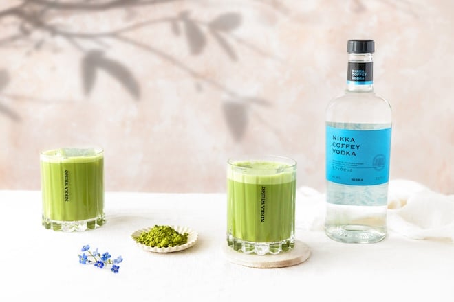 le cocktail Matcha Velvet avec Nikka Coffey Vodka