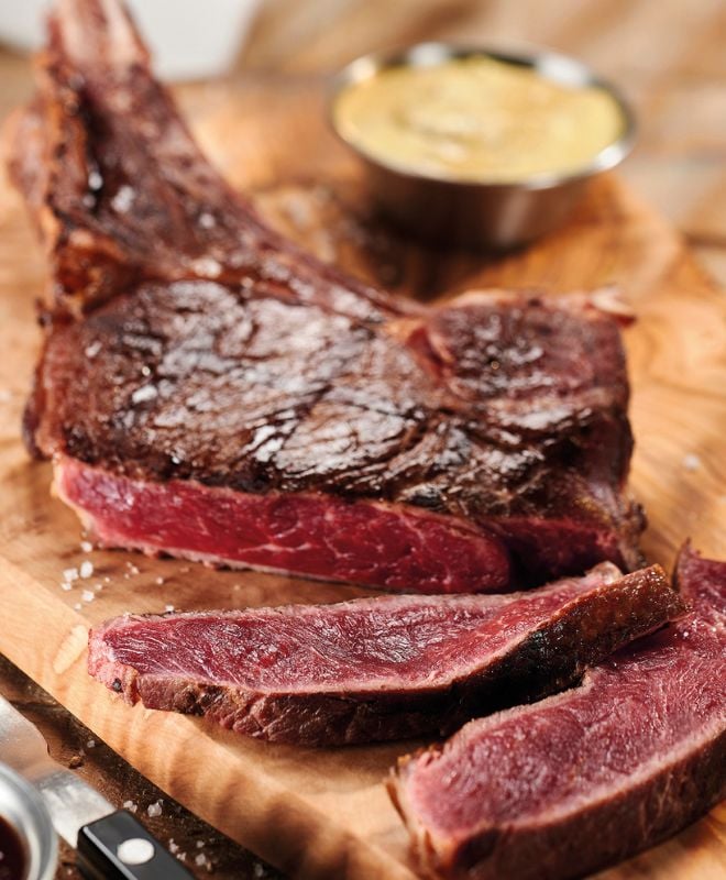 pièce de viande cuite au barbecue