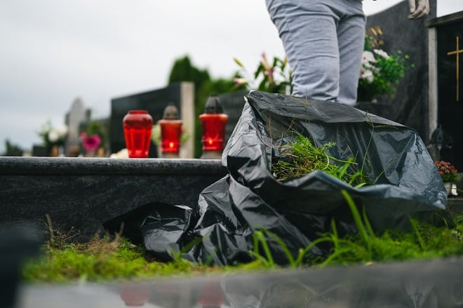 Nettoyage du cimetière