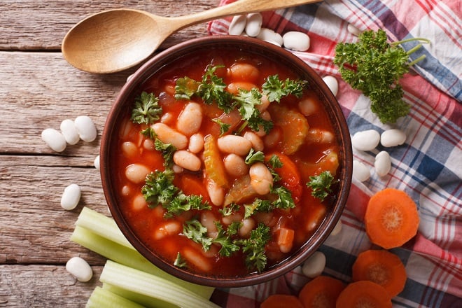 soupe Minestrone avec haricots blancs