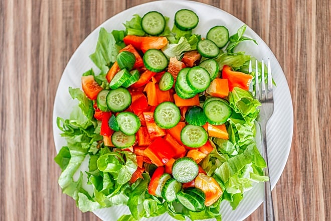 salade de concombre et tomates