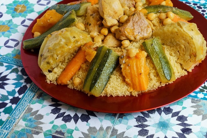 plat de couscous à l'agneau