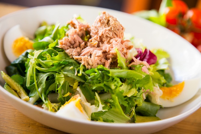 salade de thon aux oeufs durs