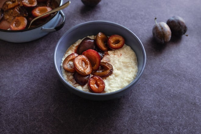 bol de riz au lait aux prunes