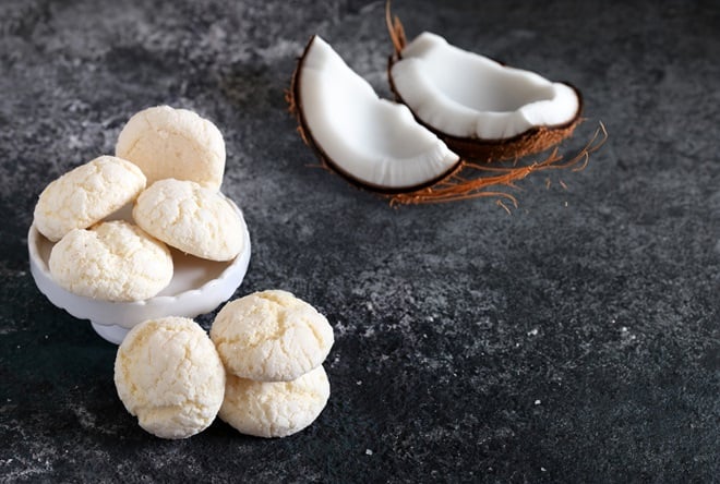 petits biscuits sablés à la noix de coco