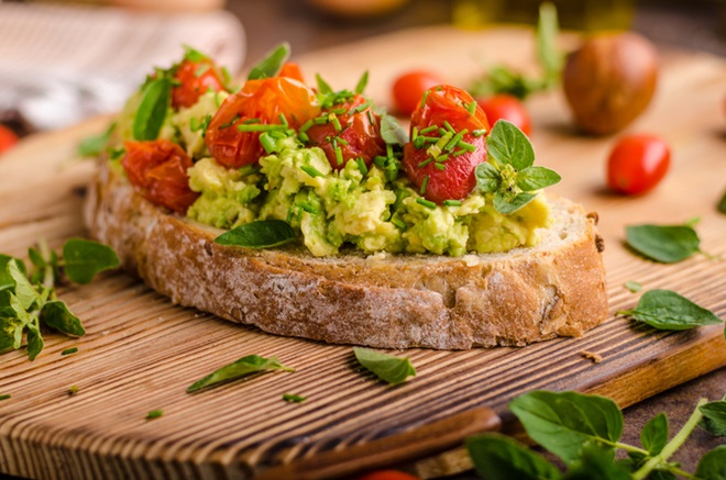 tartine guacamole tomates cerises