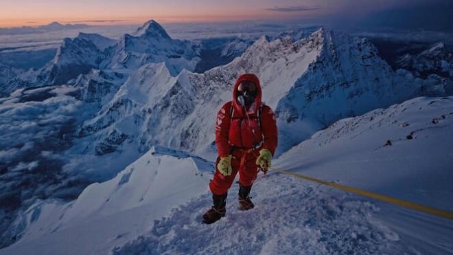 Inoxtag au sommet de l'Everest