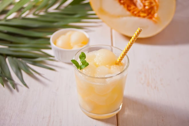 verre de limonade glacée au melon