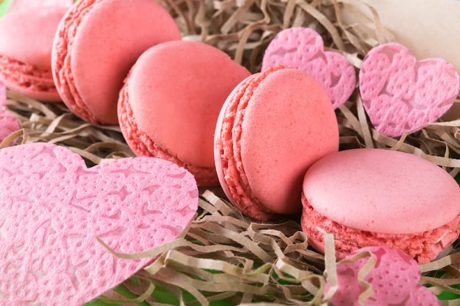 macarons roses à la framboise