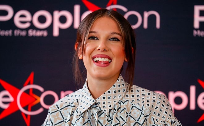 Millie Bobby Brown lors d'une convention de fans