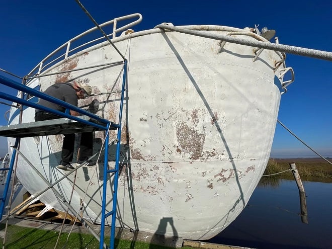 bateau en rénovation