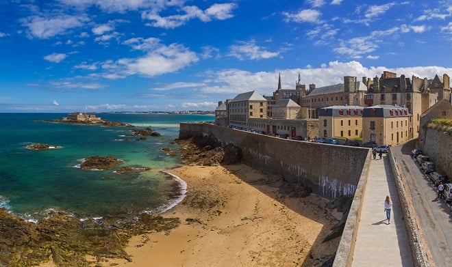 vue de Saint-Malo en Bretagne