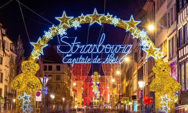 l'hôtel de ville de Strasbourg à Noël